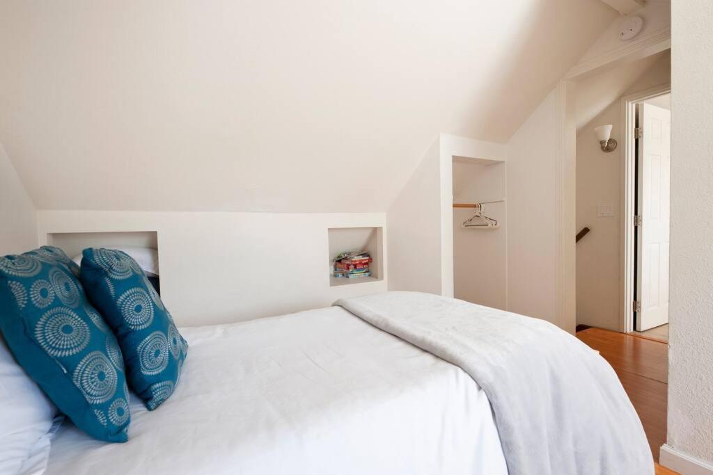 30 Pct Off!! Limited Time! Malibu Serene Cottage With King Bed, Near Beach & Hiking Trails & Central Malibu Exterior photo